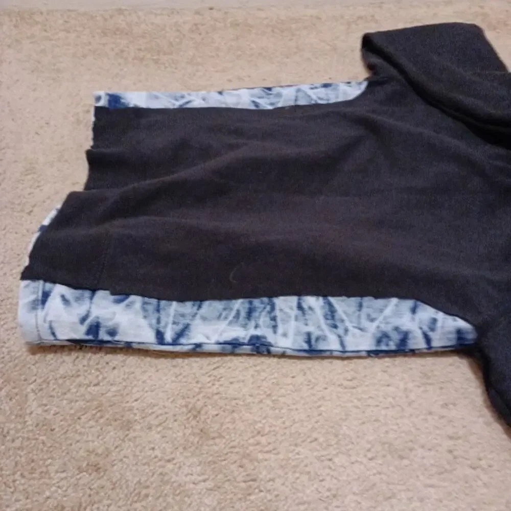 NWOT Custom Made Hoodie Men's Size XS(30-32) Handmade By My Daughter - Picture 4 of 5